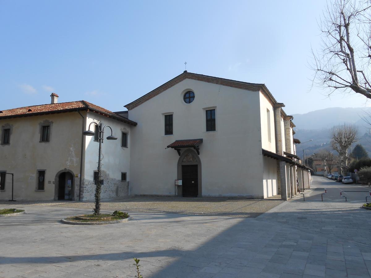 Hotel Monastero Del Lavello 칼로지오코르테 외부 사진