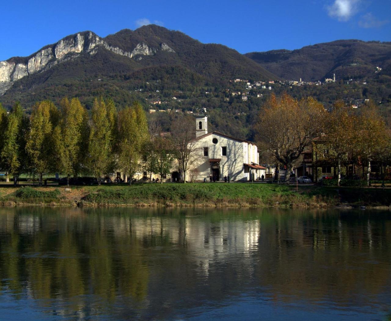 Hotel Monastero Del Lavello 칼로지오코르테 외부 사진